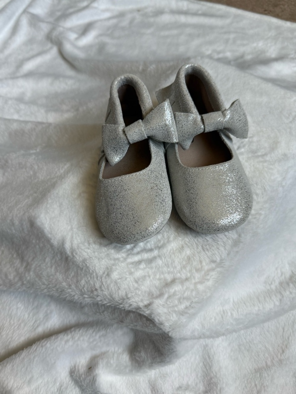 Monkey Feet Silver Glitter Bow Mary Janes for Kids